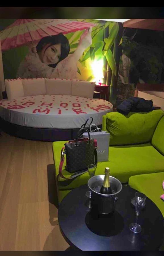 Vivi La Vita Hotell Tiranë Eksteriør bilde